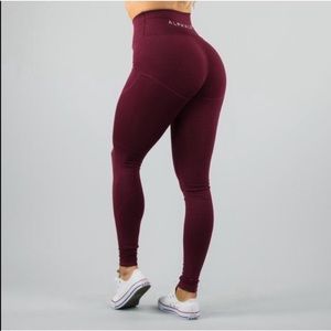 Alphalete Revival Leggings - Garnet Red